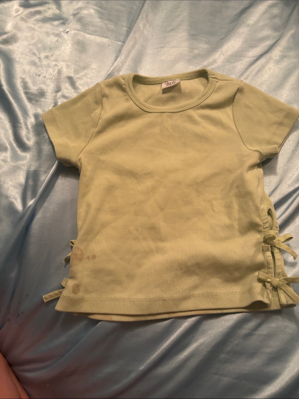 Zara Girls Short Sleeve cropped Ribbed Top in Light green with bows on sides - Picture 1 of 3